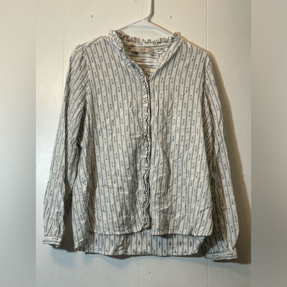 Loft blouse fits like medium